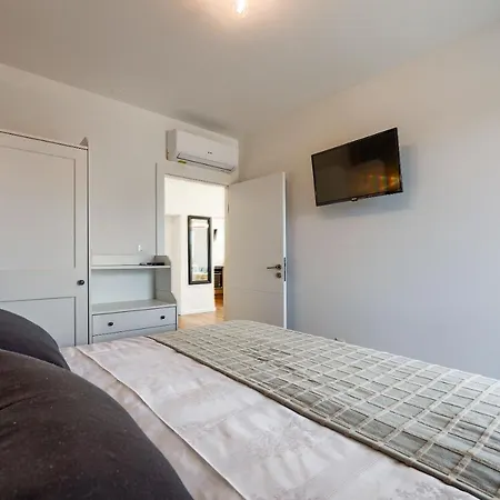 Moderan Kondominij + Terasa Apartamento Zadar