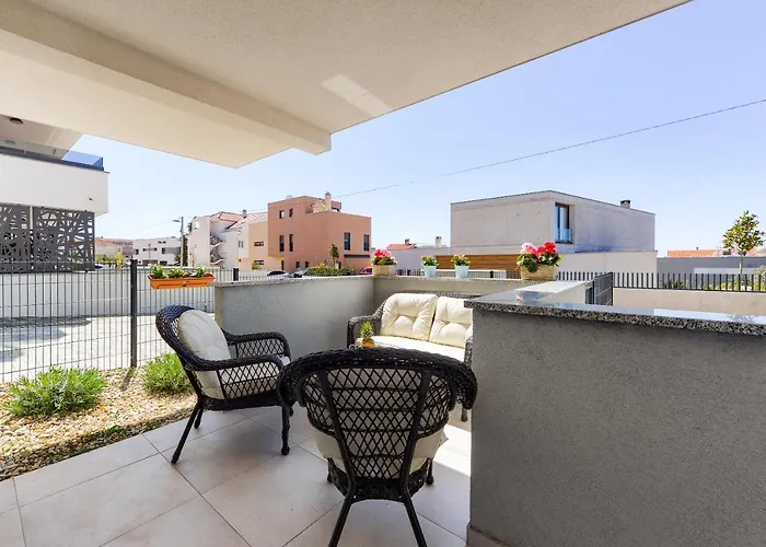 Apartamento Moderan Kondominij + Terasa